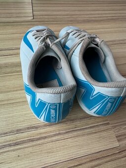 skvělé dětské kopačky NIKE EUR 35,5 - super cena - 2
