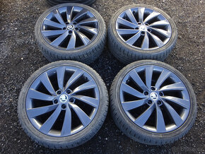 Alu kola Škoda Octavia 3 225/40/18 zimní 7mm - 2