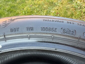 Bridgestone 255/40/R20 101Y - 2