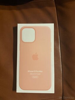 iPhone 12 Pro Max Silicone case (MagSafe) - 2