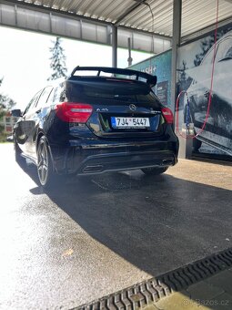 Mercedes Benz a45 amg - 2