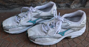+++ NOVÉ dámské boty zn. Mizuno vel. 37,5 - SLEVA 60% +++ - 2