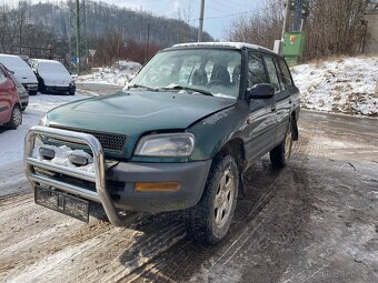 Toyota Rav4 2,0 i - náhradní díly - 2