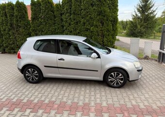 Volkswagen Golf 1,4i klima , Dobrý stav benzín - 2