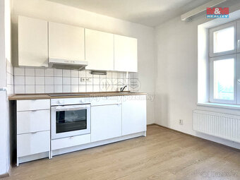 Pronájem bytu 2+1, 45 m², Poděbrady, ul. Hakenova - 2