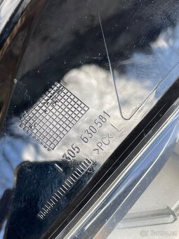 Levé přední  světlo Audi R8 - 2