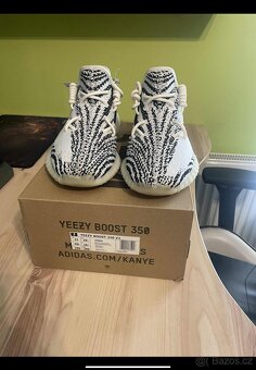 Adidas yeezy boost 350 ZEBRA / velikost 45 / 9,5/10 TOP stav - 2