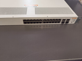 HPE Switch 24p Gigabit 4p SFP+ 1930 (JL682A) - 2