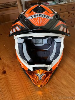 Dětská MX helma Shoei vel S 55-56cm - 2