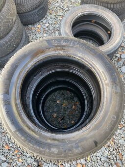 Zimní pneu 215/55/16 - 2