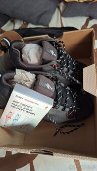 Cyklistické boty Specialized Tahoe wmn 37 - 2