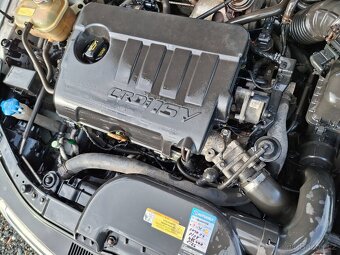 Hyundai i30 diesel 85kW 6 rychlostní Kombi - 2