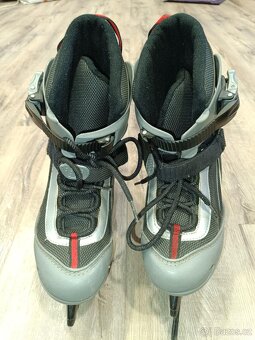 Dětské nastavitelné brusle vel. 37 - 40 tmavé - 2