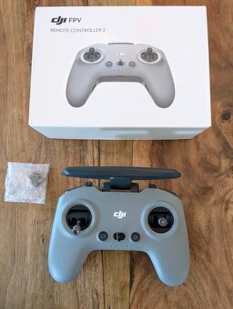DJI Avata FPV dron + brýle Goggles + Controller 2 + 2× extra - 2