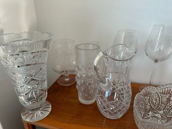 Broušené sklo, celé sady, skleničky, vázy - 2