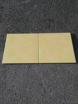 Dlažba 30 x 30. - 2