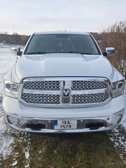 Dodge Ram 1500 Laramie Eco diesel 2016 - 2