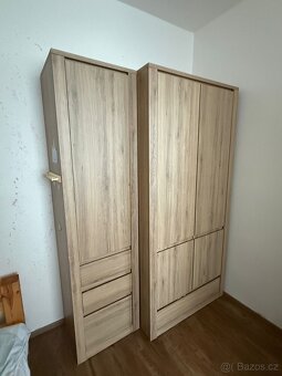 Šatní skříň - 2