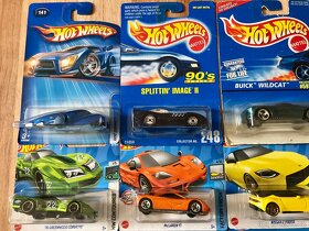 HotWheels 20 auticek - 2
