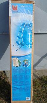 bazénové schůdky - 2