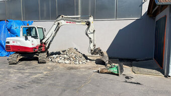 BAGR TAKEUCHI TB 285 - 2