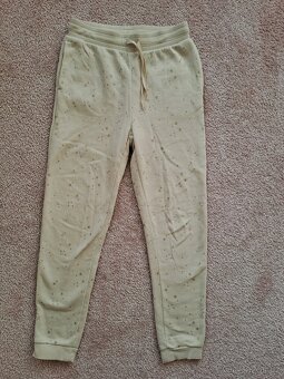 Tepláky, vel. 134 - 2