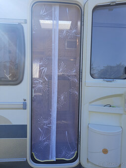 Záclona do dveří karavanu Fendt - 2