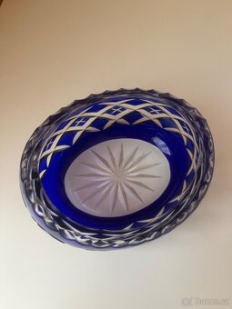 Broušená kobaltově modrá miska - 2