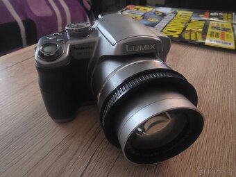 PANASONIC DMC FZ18 - 2