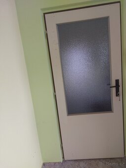 Bílé prosklené interiérové dveře - 2