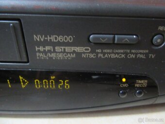 Nabízím video Panasonic NV-HD600. - 2