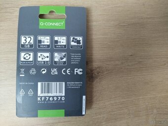 Flash disk Q-Connect USB 2.0 Swivel 32GB - nový - 2