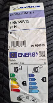 Michelin CrossClimate 2  195/65 R15 - 2