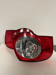 Zadní světla VW Passat B6 combi/sedan - 2