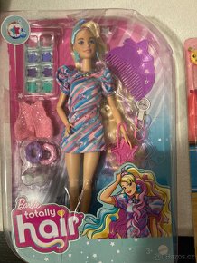 Barbie barevné vlasy - 2