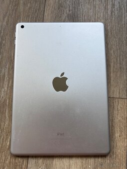 Ipad 6 32GB silver - 2