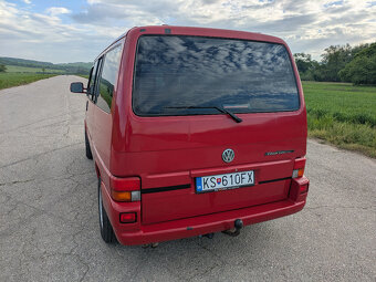 VOLKSWAGEN T4 CARAVELLE Multivan 2,4D - 2