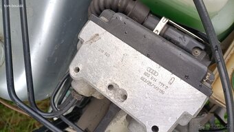 Kostka ABS Audi A4 B5 - 2