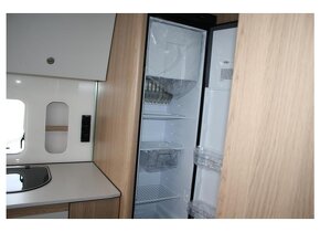 Obytný přívěs Dethleffs Aero 490 QSK 2023 ZÁNOVNÍ - 2