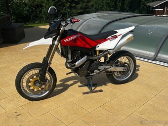 Husqvarna sm 610 najeto 6 840 km - 2