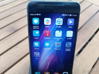 Mobilní telefon Honor 8. 4GB RAM, 32GB, Android 7 - 2