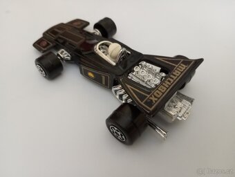 Modely aut - 2