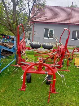 Obraceč sena PÖTINGER 4 m - 2