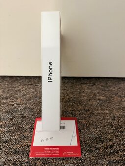Apple iPhone 16 Pro Max 1TB Black. 2 roky zaruka Vodafone - 2