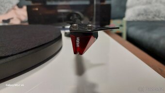 Pro-Ject Debut carbon - 2