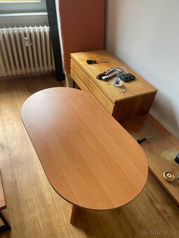 Konferenční stolek - 2