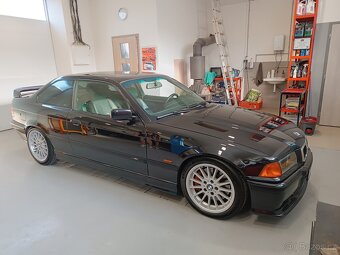 BMW E36 COUPE 323i - 2