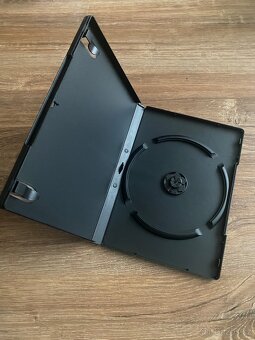 Prodam CD/DVD obaly 212 ks - 2