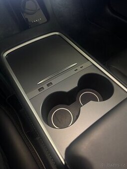 Tesla Model 3/Y USB dokovací stanice - 2
