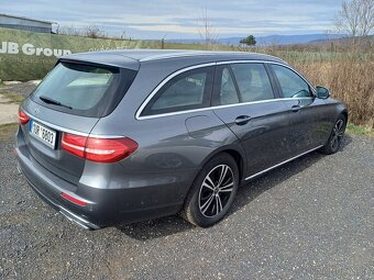 Prodam Mercedes E 220 4M - 2